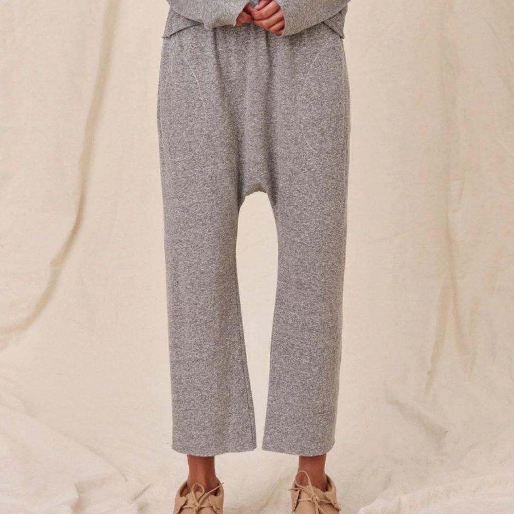 The Great - 100% cashmere jersey cropped pants - size 2 = Medium